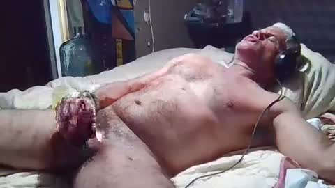 joelcojones online show from December 3, 2024, 9:22 am