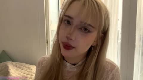 Amaya online show from October 19, 2025, 4:29 pm