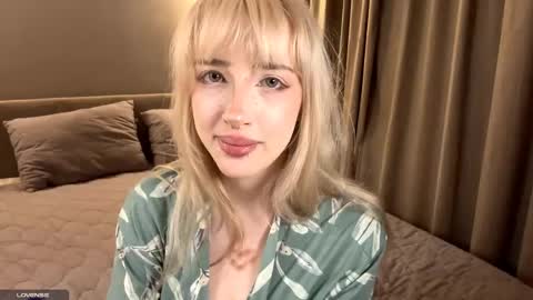 Amaya online show from October 25, 2025, 4:02 pm