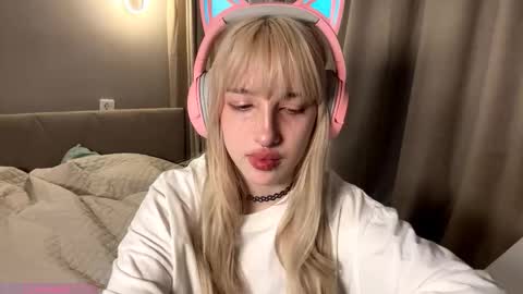 Amaya online show from October 30, 2025, 3:57 pm