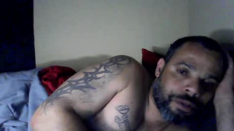 joelsantiagovazquez83 online show from September 18, 2025, 2:35 am