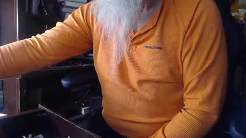 joeyzzz1 online show from February 20, 2026, 3:58 am