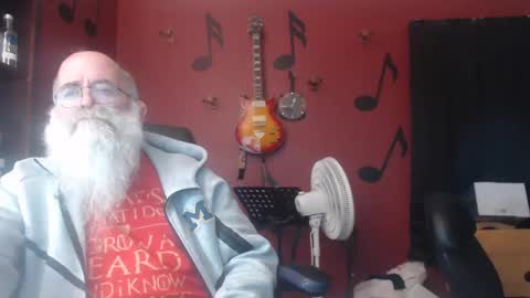 joeyzzz1 online show from April 17, 2026, 2:03 am