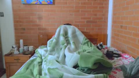 johan70nsexy online show from March 12, 2026, 4:18 am