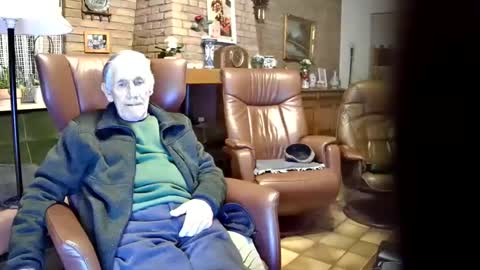 Snapshot of johan7_heet chatting on December 13, 2024, 5:00 pm johan7 heet online show from December 13, 2024, 5:00 pm