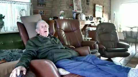 johan7 heet online show from November 17, 2025, 3:29 pm