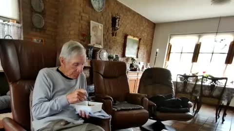 johan7 heet online show from May 18, 2026, 3:51 pm
