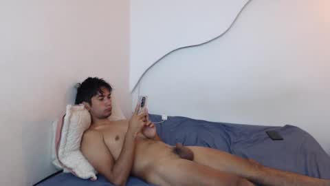 Snapshot of johan_03 chatting on October 13, 2025, 3:23 pm johan online show from October 13, 2025, 3:23 pm