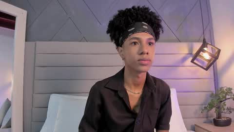 Johan  online show from November 14, 2025, 11:31 am