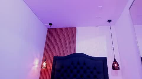 Snapshot of johan_gz_ chatting on July 8, 2026, 11:37 am Johan online show from July 8, 2026, 11:37 am