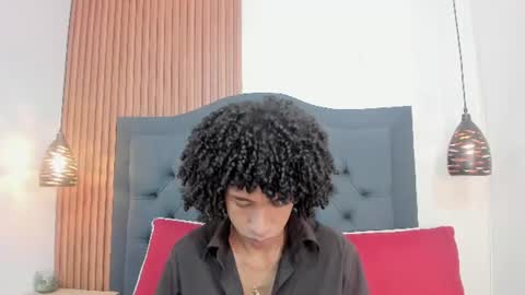 Snapshot of johan_gz_ chatting on July 15, 2026, 11:37 am Johan online show from July 15, 2026, 11:37 am