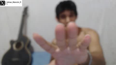 Snapshot of johan_mancini_r chatting on December 22, 2025, 6:49 pm johan_mancini_r online show from December 22, 2025, 6:49 pm