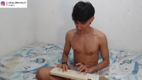 Snapshot of johan_mancini_r chatting on May 20, 2026, 7:09 pm johan_mancini_r online show from May 20, 2026, 7:09 pm
