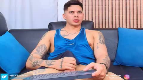 Snapshot of johan_speitzer chatting on March 17, 2026, 10:35 pm johan speitzer online show from March 17, 2026, 10:35 pm