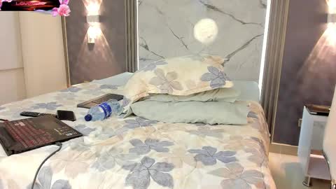 Johan Williams online show from November 5, 2025, 2:00 am