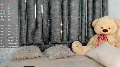 johana fox online show from December 30, 2024, 10:32 am