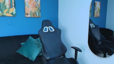 johanna_angel_ online show from November 2, 2025, 7:38 pm