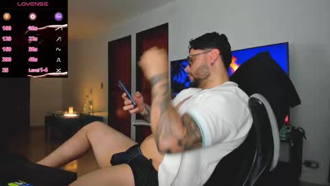 King -    online show from October 18, 2025, 11:05 pm