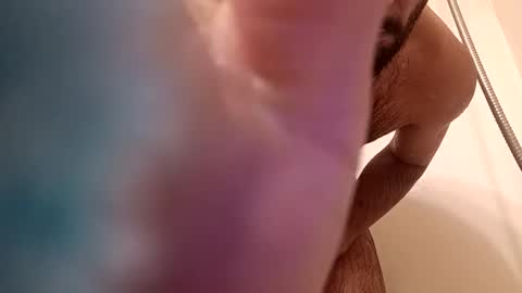 Snapshot of johenxxx chatting on December 5, 2024, 2:53 am johenxxx online show from December 5, 2024, 2:53 am