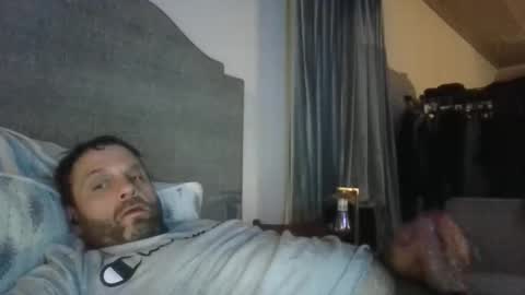 Snapshot of john0131739980 chatting on December 23, 2025, 6:00 am john0131739980 online show from December 23, 2025, 6:00 am