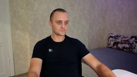 Snapshot of john_3019 chatting on October 15, 2025, 7:03 pm John online show from October 15, 2025, 7:03 pm