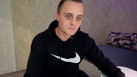 Snapshot of john_3019 chatting on October 22, 2025, 9:36 pm John online show from October 22, 2025, 9:36 pm