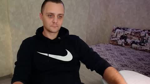 Snapshot of john_3019 chatting on November 12, 2025, 3:12 pm John online show from November 12, 2025, 3:12 pm