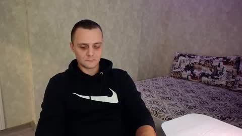 Snapshot of john_3019 chatting on November 13, 2025, 10:08 pm John online show from November 13, 2025, 10:08 pm