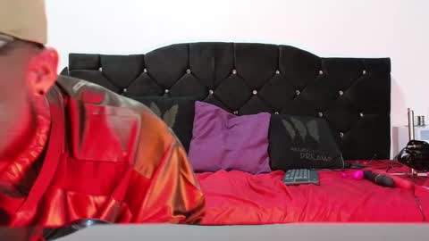 John  online show from December 16, 2024, 11:01 am