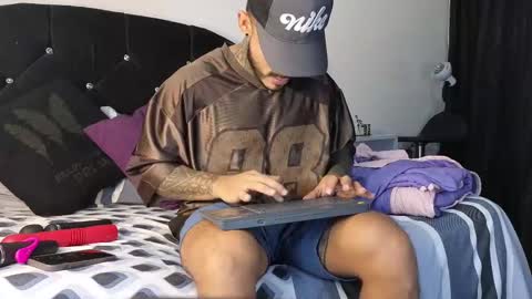 John  online show from March 10, 2025, 11:10 am