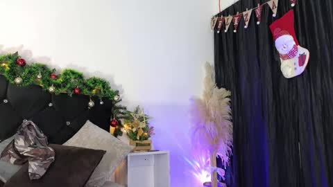 John  online show from November 22, 2025, 11:09 am