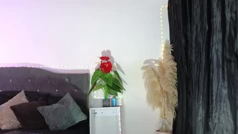 John  online show from April 5, 2026, 12:13 pm