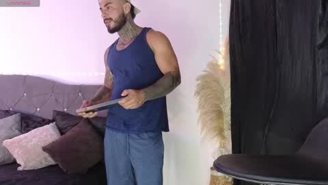 Snapshot of john_and_louis chatting on May 9, 2026, 11:59 am John online show from May 9, 2026, 11:59 am