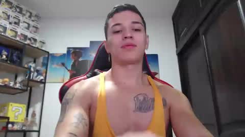 Snapshot of john_s117 chatting on January 13, 2025, 4:18 am JOHN online show from January 13, 2025, 4:18 am