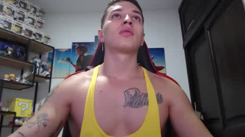 Snapshot of john_s117 chatting on January 24, 2025, 2:28 am JOHN online show from January 24, 2025, 2:28 am