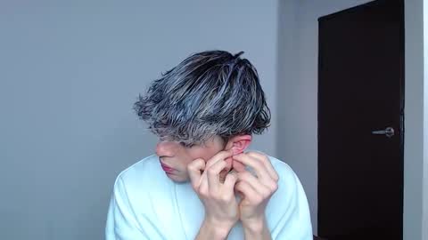 John Vichenso online show from October 28, 2025, 10:34 pm