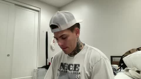 Snapshot of johnafterdark chatting on December 29, 2024, 2:38 am JAXX online show from December 29, 2024, 2:38 am