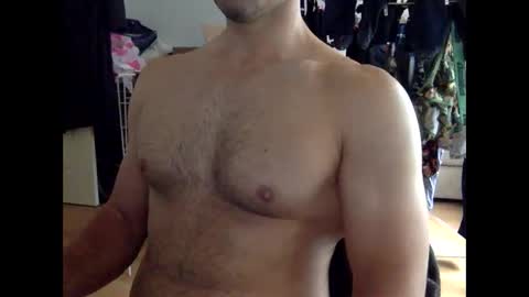 Snapshot of johnhotxxxx chatting on November 1, 2025, 1:18 am LETSPLAY online show from November 1, 2025, 1:18 am