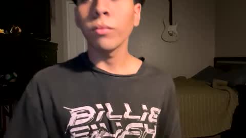 Snapshot of johnj188 chatting on October 20, 2025, 1:17 am johnj188 online show from October 20, 2025, 1:17 am