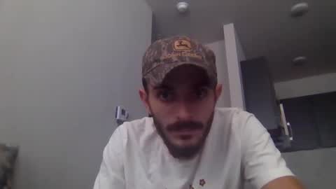 johnjones585121 online show from November 16, 2025, 7:52 pm