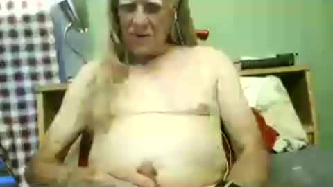 Snapshot of johnnieq1971 chatting on July 4, 2026, 1:01 am johnnieq1971 online show from July 4, 2026, 1:01 am