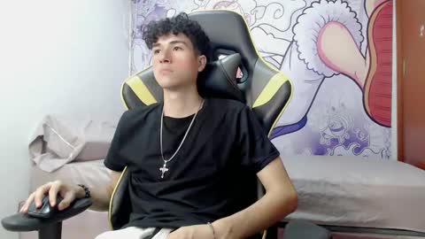 johnny_cagee online show from December 22, 2024, 5:01 am