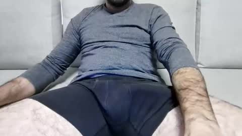 Snapshot of johnny_yaa chatting on February 3, 2026, 4:12 pm johnny_yaa online show from February 3, 2026, 4:12 pm