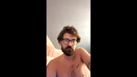 Snapshot of johnnybegood125421 chatting on March 15, 2026, 10:05 pm johnnybegood125421 online show from March 15, 2026, 10:05 pm