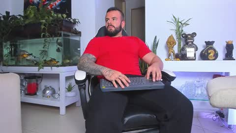 Snapshot of johnnygrayson_ chatting on February 6, 2026, 1:32 am JOHNNY online show from February 6, 2026, 1:32 am