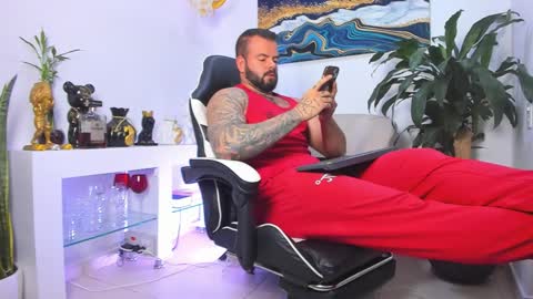 Snapshot of johnnygrayson_ chatting on February 9, 2026, 12:58 am JOHNNY online show from February 9, 2026, 12:58 am