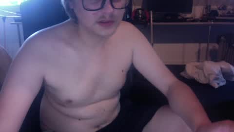 Snapshot of johnnygte chatting on July 15, 2026, 6:13 pm johnnygte online show from July 15, 2026, 6:13 pm