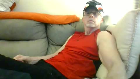 johnnyrocket12345678 online show from October 26, 2025, 2:39 am