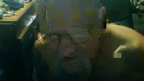 johnnyshung1 online show from October 18, 2025, 9:15 pm