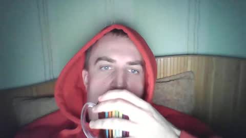 Snapshot of johnoreon chatting on December 16, 2024, 12:27 pm johnoreon online show from December 16, 2024, 12:27 pm